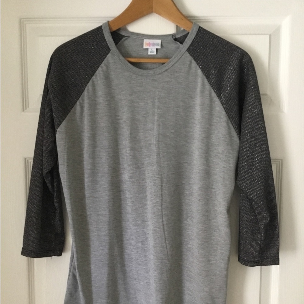 LuLaRoe Randy tee